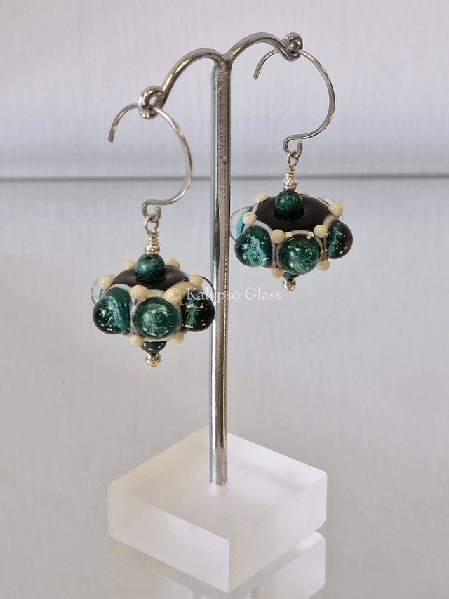 Bumpy Earrings, Black/Green